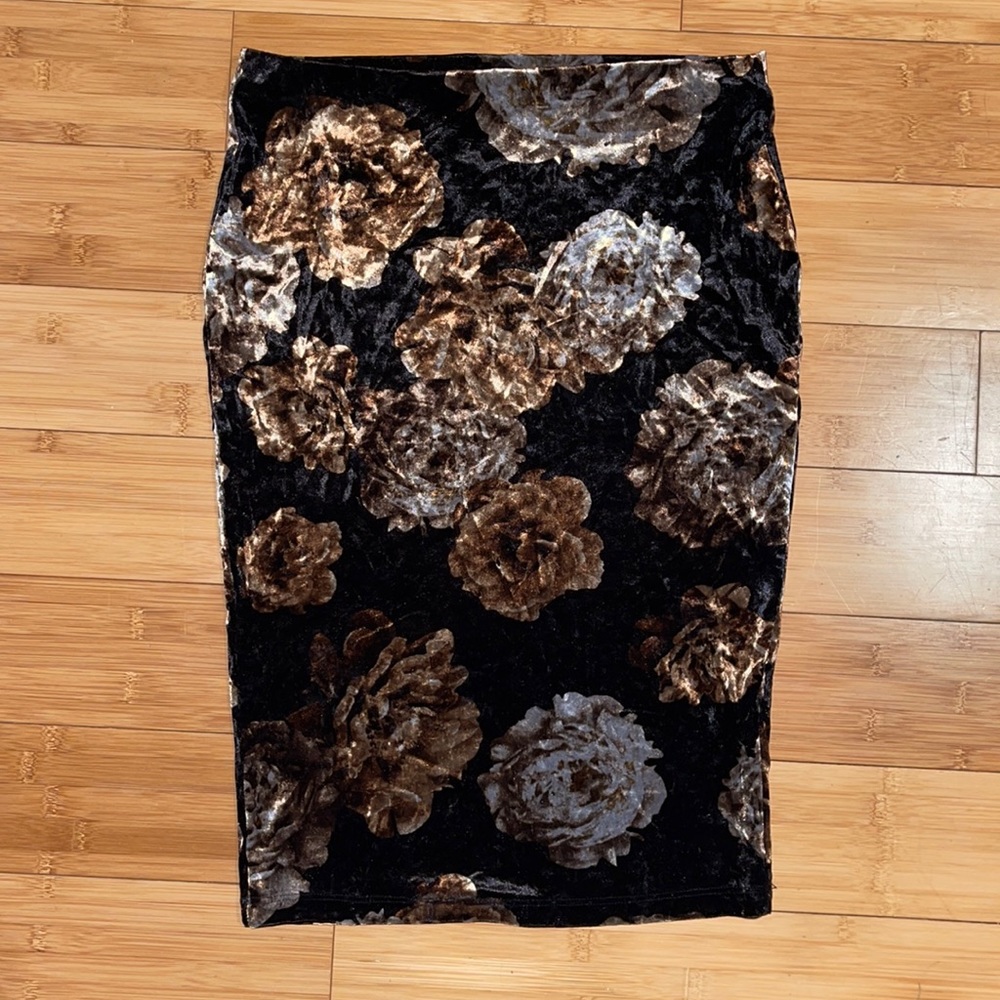 Pencil skirt from Windsor